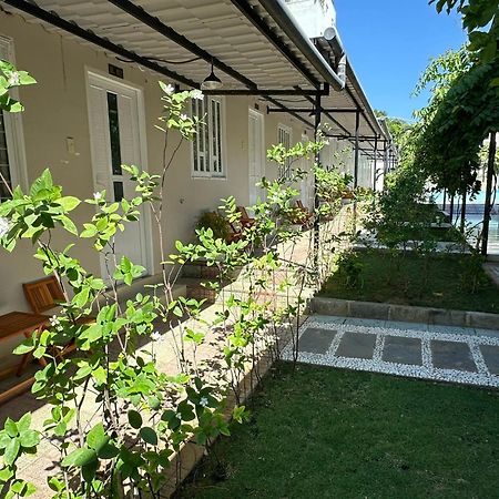 Pharos Guesthouse Муи Не Екстериор снимка