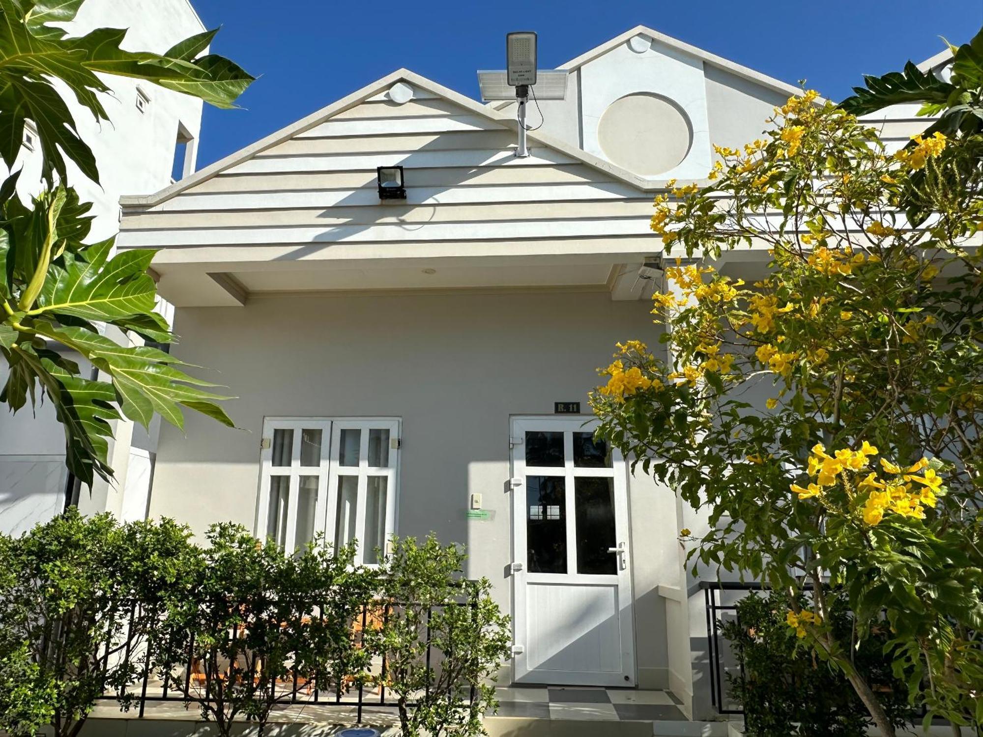 Pharos Guesthouse Муи Не Екстериор снимка