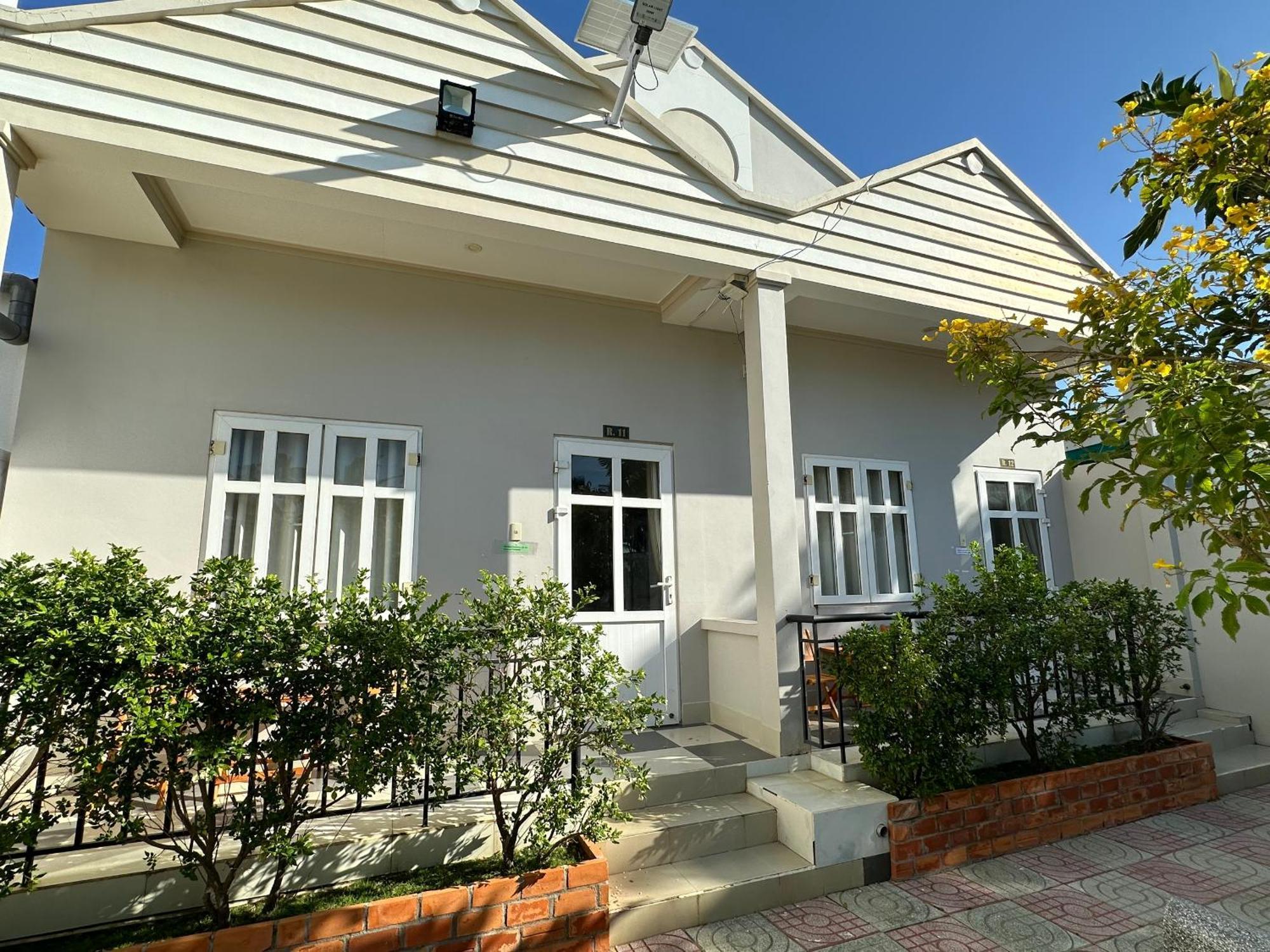 Pharos Guesthouse Муи Не Екстериор снимка